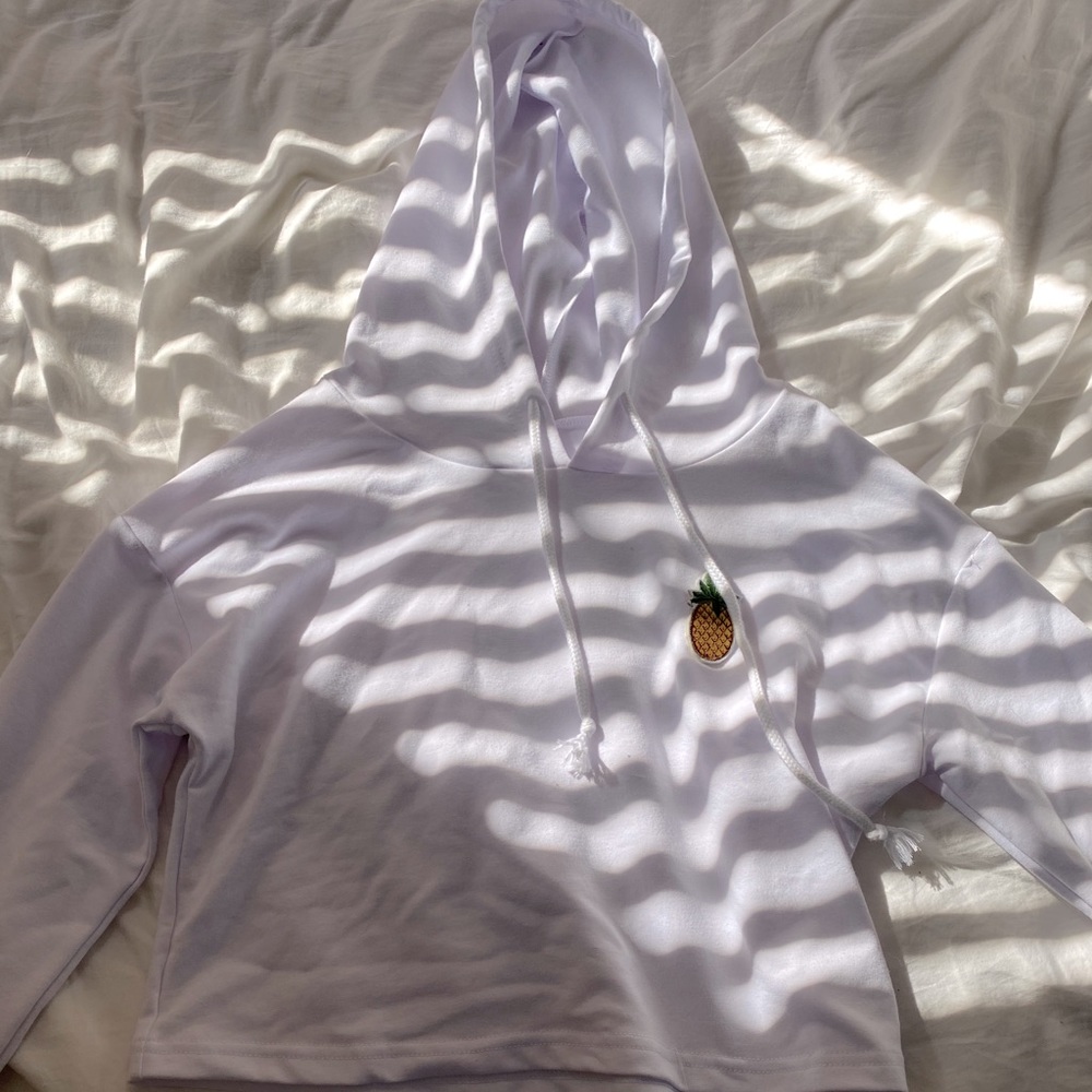 cropped white pineapple sweatshirt